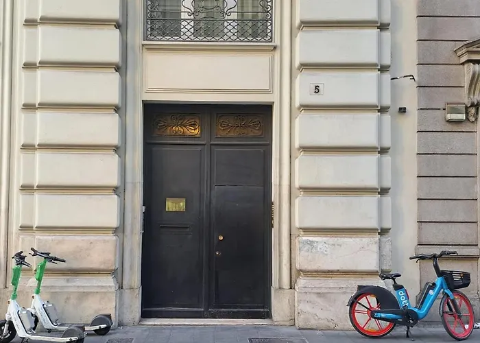 Trevi's Nest By Buddyrent Inn Roma